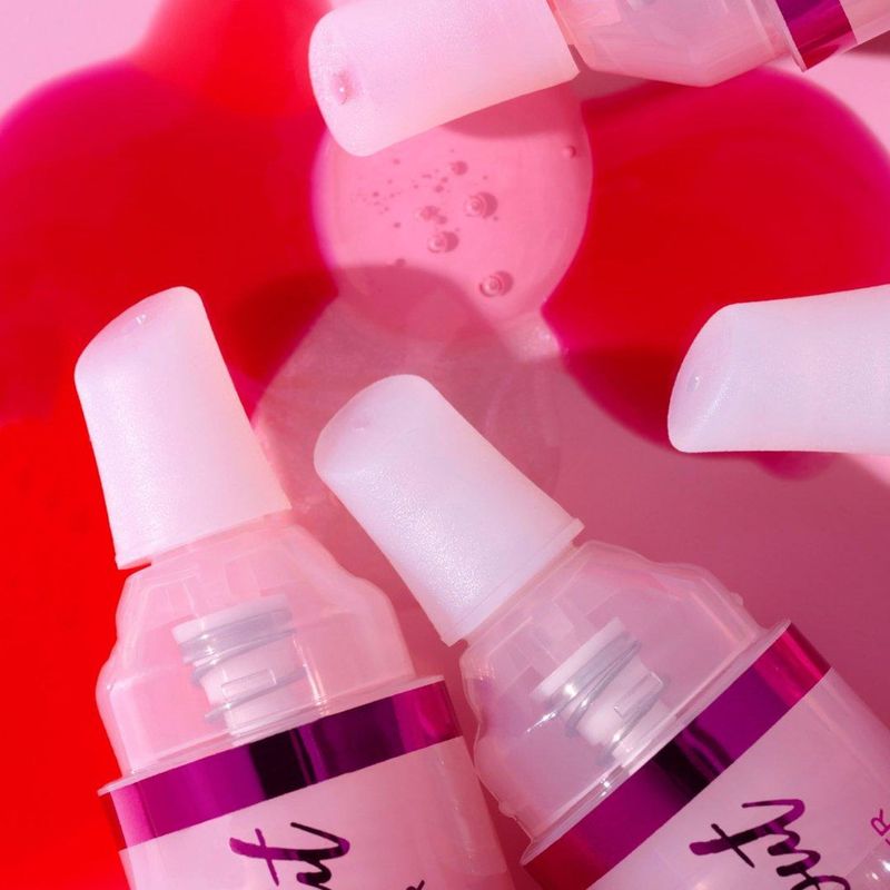 Brillo-Voluminizador-de-Labios-Plump---Pout-Lip-Plumper-